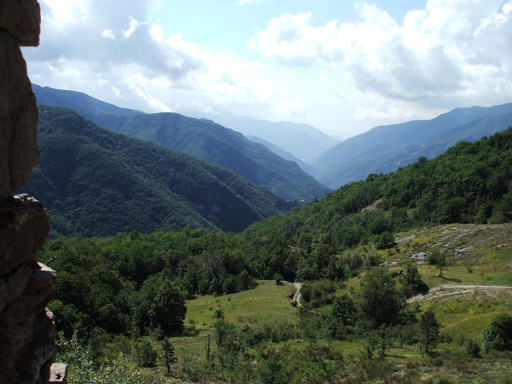 Agriturismo La Fontana Dell'Olmo Molini di Triora Bagian luar foto